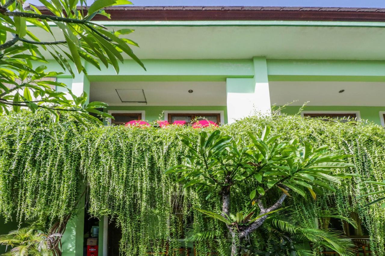 Oyo 2456 Purnama House Kuta Hotel Kuta Lombok Exterior foto