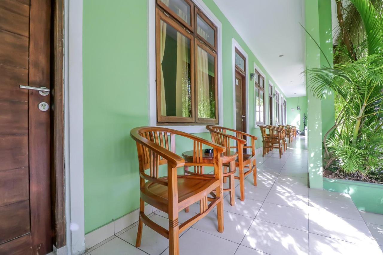 Oyo 2456 Purnama House Kuta Hotel Kuta Lombok Exterior foto