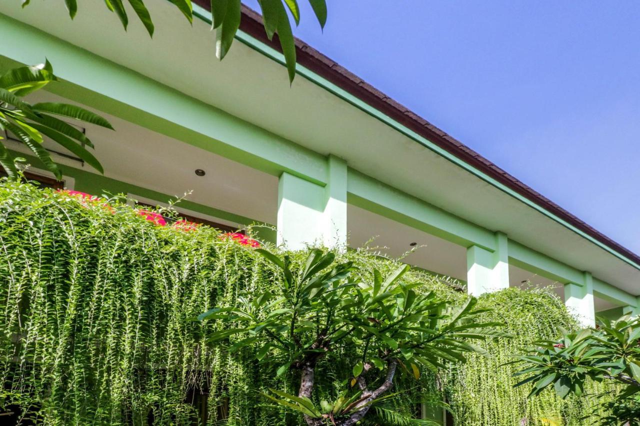 Oyo 2456 Purnama House Kuta Hotel Kuta Lombok Exterior foto
